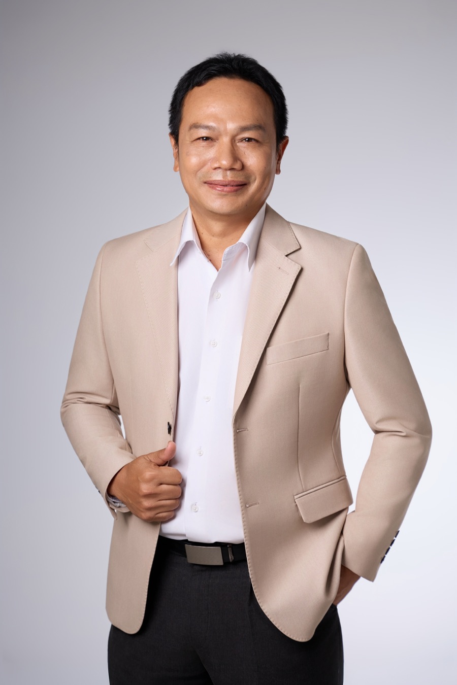 Charoensak Maneeratanasuban